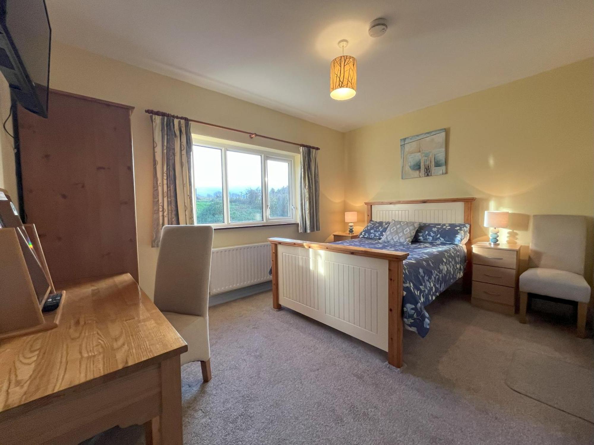 Pk Lodge Bed And Breakfast Skibbereen Exteriör bild