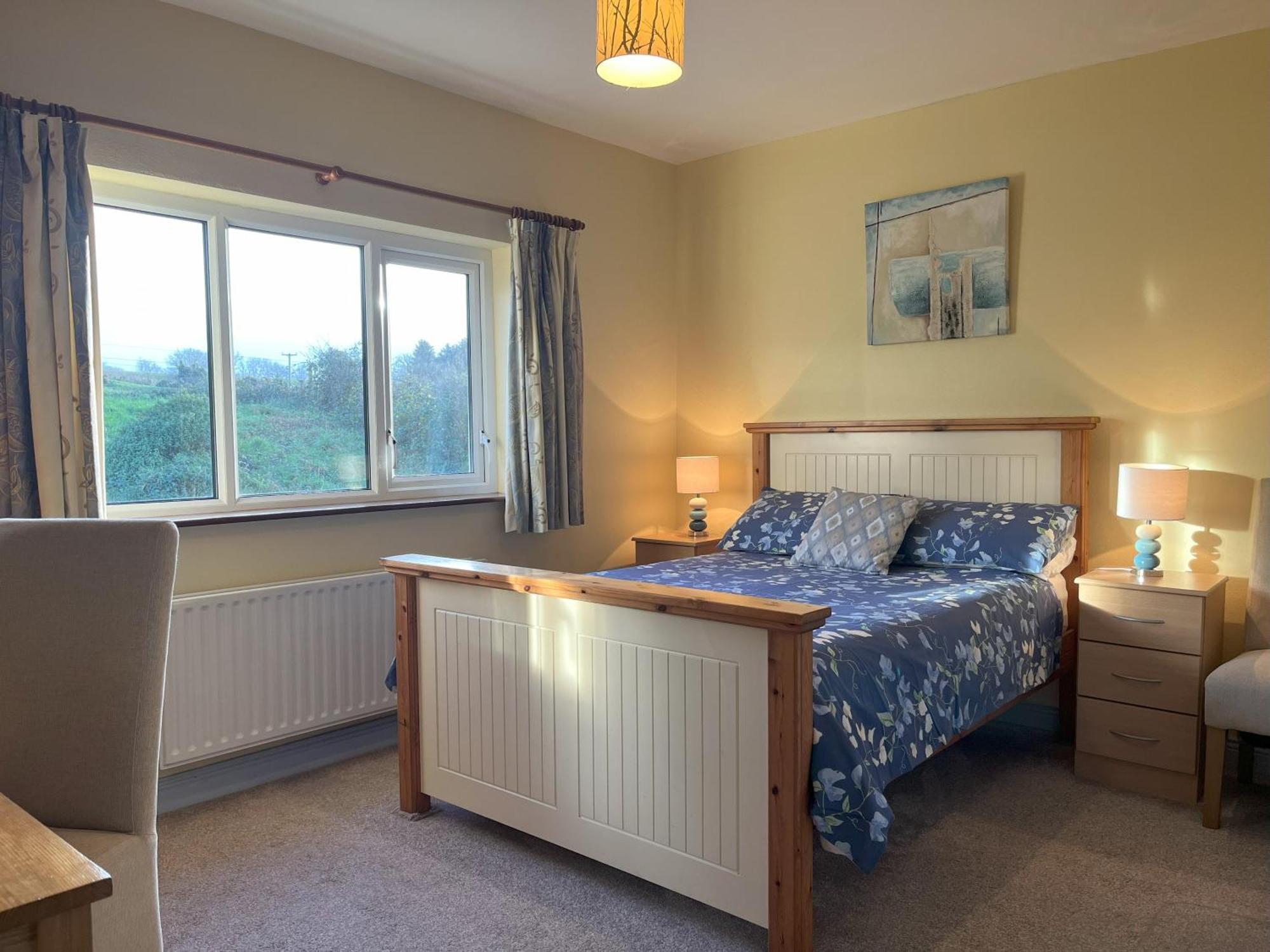 Pk Lodge Bed And Breakfast Skibbereen Exteriör bild